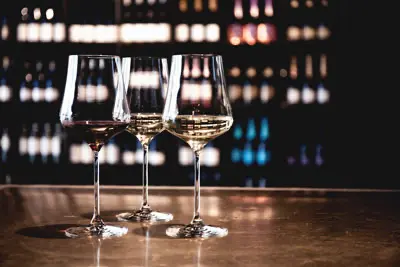 Liebesdienste Wine & More Liebesdienste Wine & More